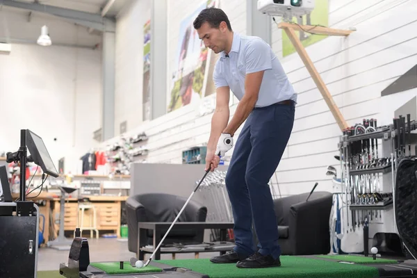 Wide angle view from a driving range stall — Stock Photo, Image