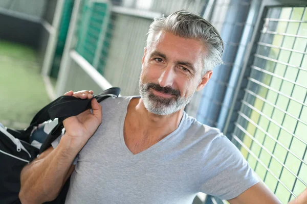 Homme après le match de tennis fini — Photo