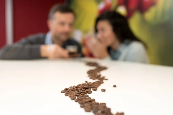 Ligne de grains de café — Photo