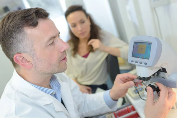 Ultrasound machine doctors hand usg investigation — Stock Photo, Image