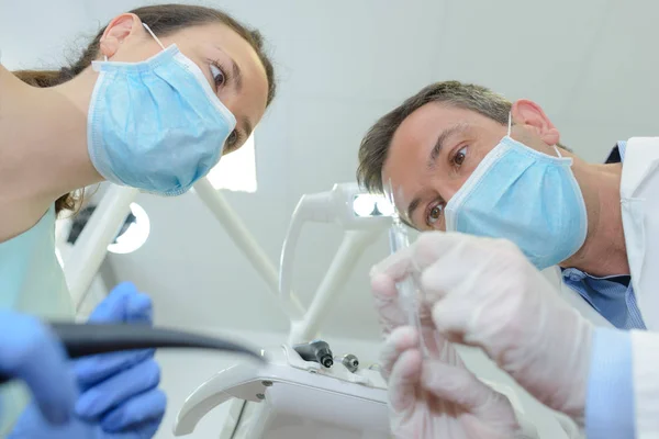 En la clínica del dentista —  Fotos de Stock