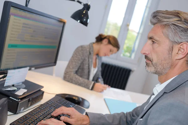 Opvullen van een record — Stockfoto