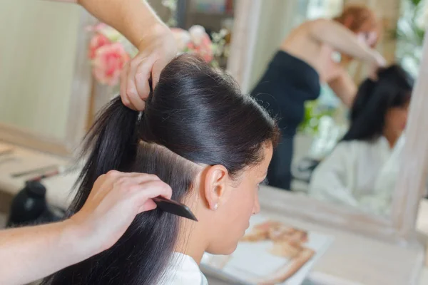 Salon fryzjerski w pracy i dla dorosłych — Zdjęcie stockowe