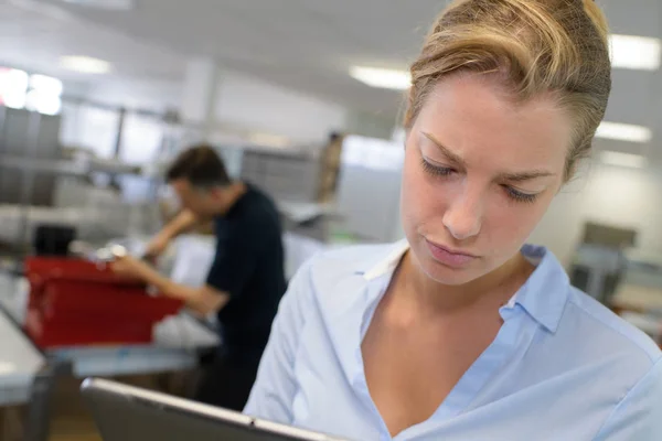 På kontoret och office — Stockfoto