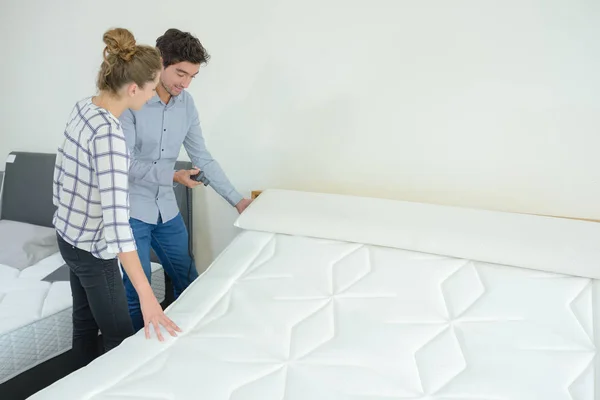 The new mattress and work — Stock Photo, Image