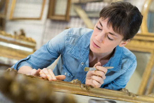 Portrait of woman wood painting — Stock Photo, Image