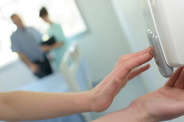 Een handhygiëne in ziekenhuizen — Stockfoto