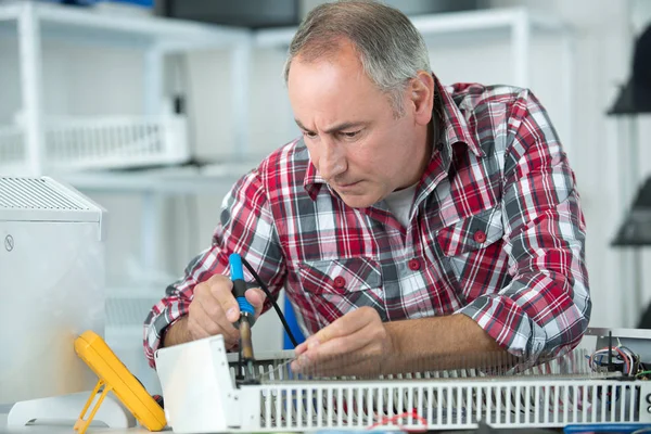 Botão de temperatura do radiador de aquecimento — Fotografia de Stock