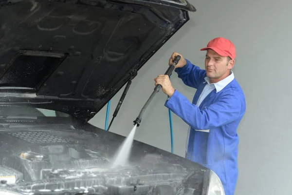 Druk schoonmaken van de voertuigen boot — Stockfoto