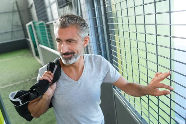 Man Efter Färdiga Tennismatch — Stockfoto