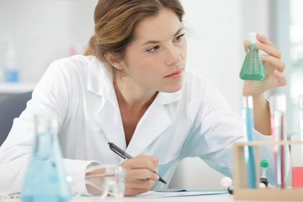 Woman Lab Woman — Stock Photo, Image