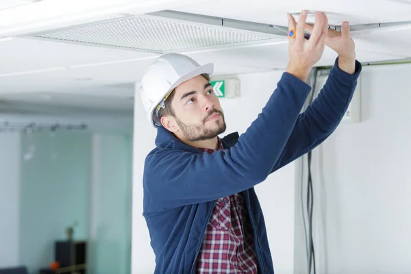 Working Ceiling — Stock Photo, Image