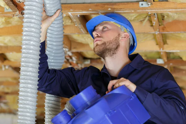 Vista Los Constructores Con Tuberías — Foto de Stock