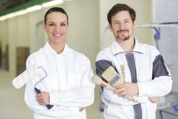 Retrato Pintores Profesionales Que Trabajan Interiores — Foto de Stock