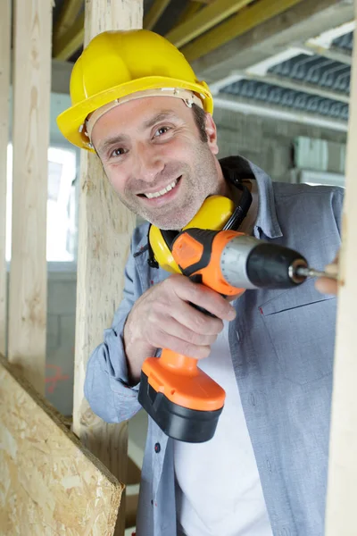 Manitas Felices Perforando Una Pared — Foto de Stock