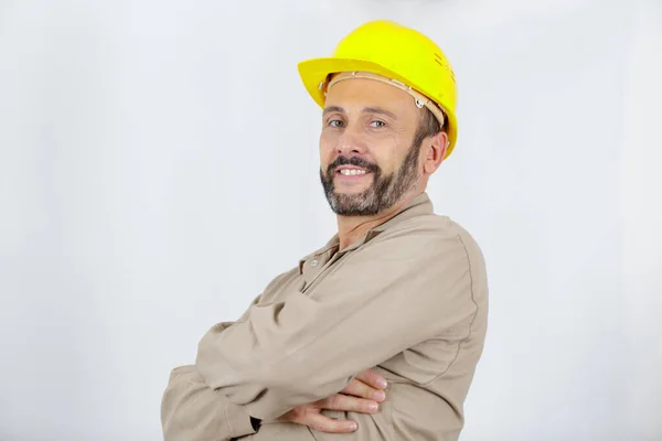 Ingeniero Trabajador Lleva Casco Amarillo Con Brazo Cruzado —  Fotos de Stock