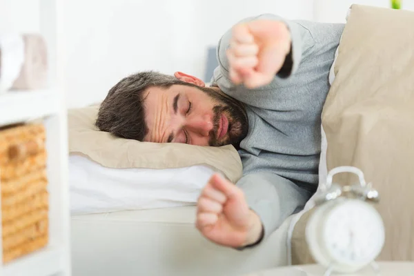 Retrato Homem Acordando Bem — Fotografia de Stock