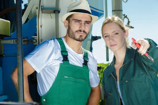 Agricultor Masculino Femenino Que Toma —  Fotos de Stock