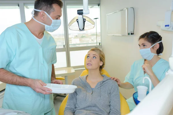 Paciente Nervoso Cadeira Dentista — Fotografia de Stock