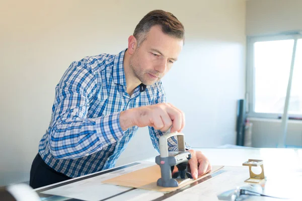 Porträtt Professionell Skrivare Med Stämpel — Stockfoto