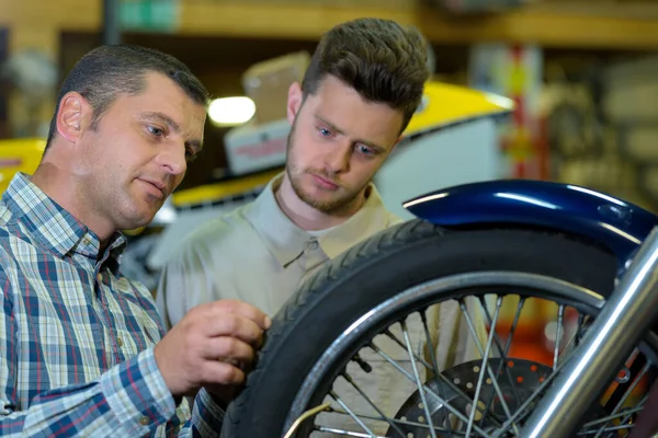 Portrait Two Motorcycle Mechanics — Stock Photo, Image