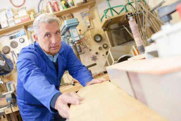 Senior Man Woodworking Studio — Stock Photo, Image