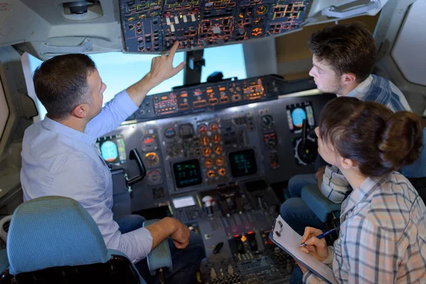 Estudantes Simulador Cockpit — Fotografia de Stock