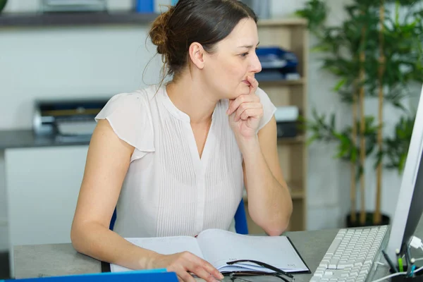 Business Woman Office — Stock Photo, Image