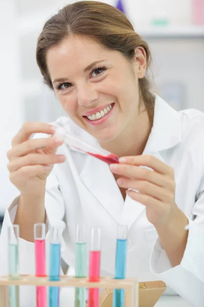 Female Scientist Holding Test Tube — Stock Photo, Image