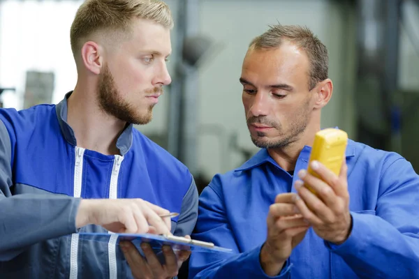 Autó Szerviz Javítás Karbantartás Emberek Koncepció — Stock Fotó