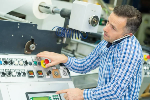 Werktuigbouwkundige Apparatuur Een Kleine Fabriek — Stockfoto