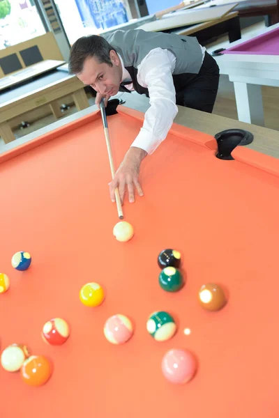 Portrait Man Playing Pocket Billiards — Stock Photo, Image