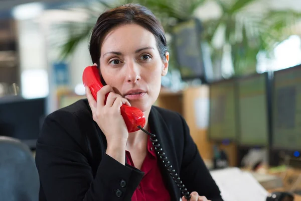 Effektiv Sekreterare Telefon — Stockfoto