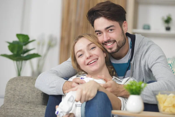 Happy Couple Playing Video Games — Stock Photo, Image