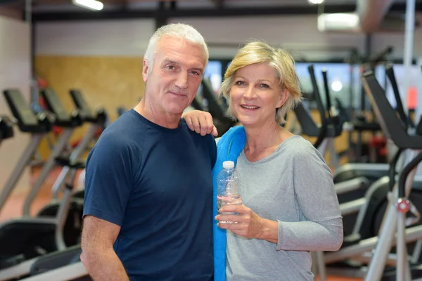 Portrait Couple Personnes Âgées Tenue Fitness — Photo