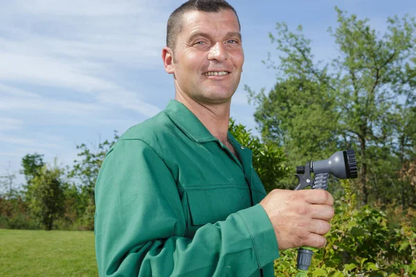 Gardener Watering Garden Sunny Day — Stock Photo, Image