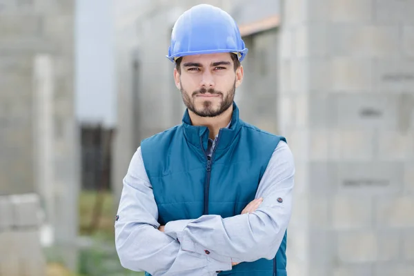 Young Engineer Looking Outdoors — Stock Photo, Image