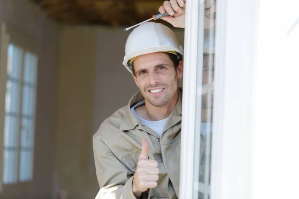 Male Worker Screwing — Stock Photo, Image