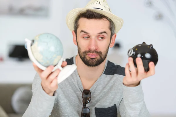 Concept Saving Travel — Stock Photo, Image