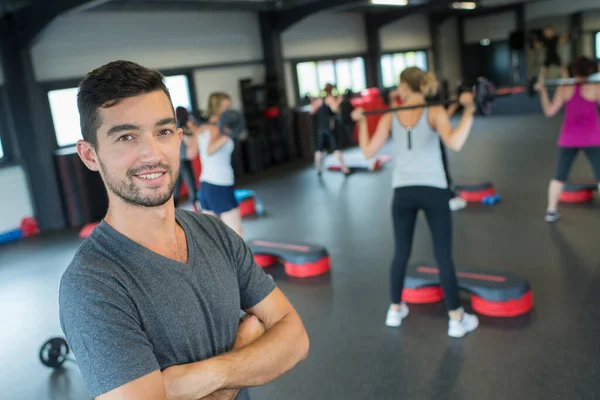 Portret Van Sportschool Instructeur Poseren — Stockfoto