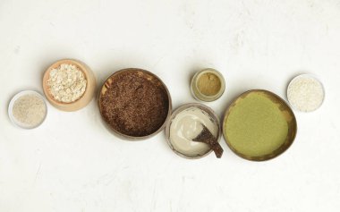 Ev yapımı güzellik ürünleri, organik, zehirsiz, sıfır atık cilt bakımı kozmetik, ev spa konsepti