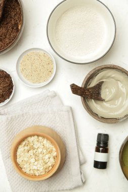 Ev yapımı güzellik ürünleri, organik, zehirsiz, sıfır atık cilt bakımı kozmetik, ev spa konsepti