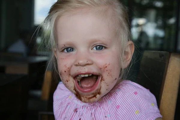 Candid Portrait Toddler Girl Eating Chocolate Cake Happy Childhood Concept — Stock Photo, Image