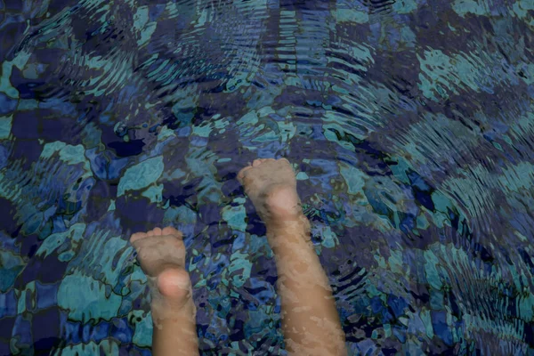 Child Feet Swimming Pool Water View — Stock Photo, Image