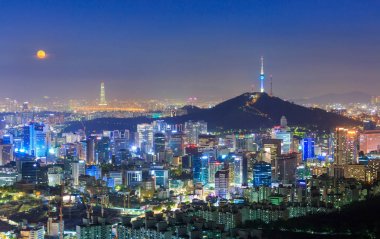 Seoul şehir manzarası ve N Seul Kulesi Seoul, Güney Kore