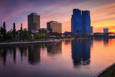 Songdo Central Park'ta Songdo uluslararası iş bölgesi