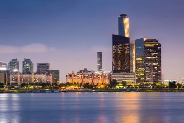 Seoul City gece ve Han Nehri, Yeouido, Güney Kore.