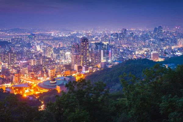 Сеул ночью, Южная Корея . — стоковое фото