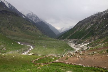 Yağmur fırtına Spiti Vadisi 6