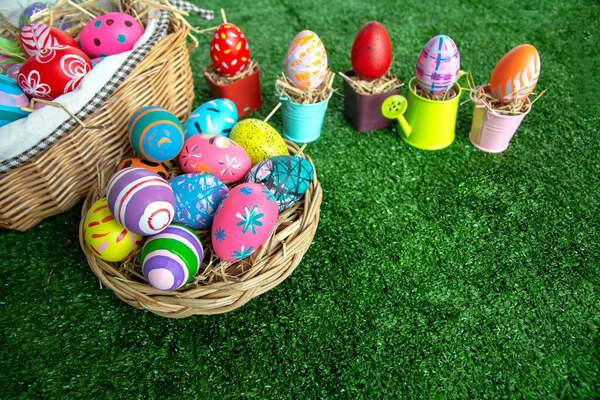 Easter Background Easter Eggs Easter Eggs Grass Background Top View — Stock Photo, Image